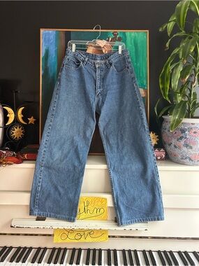 Vintage Y2K Santa Barbara Wide Leg Jeans Size 11 Medium Wash